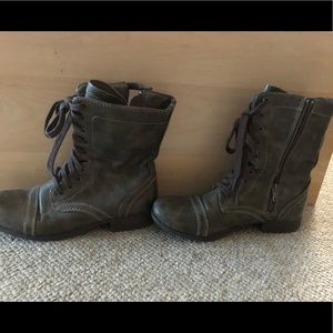 Beige green combat boots